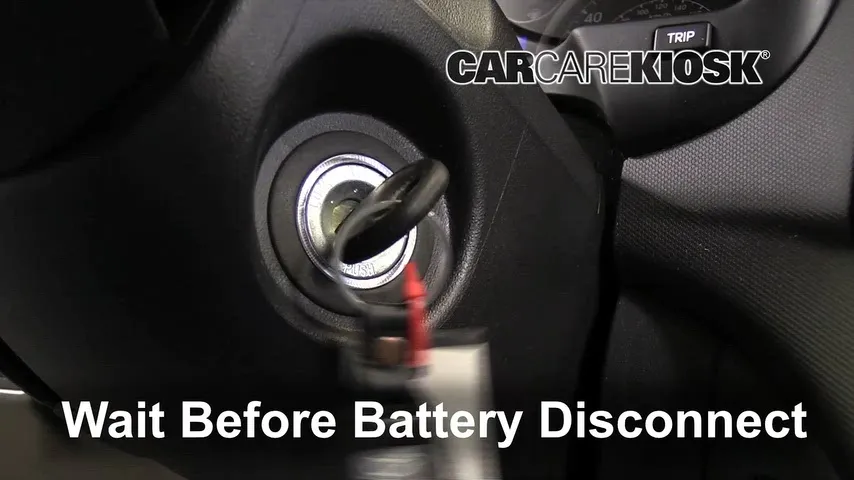 2011 Hyundai Elantra Touring GLS 2.0L 4 Cyl. Battery Replace